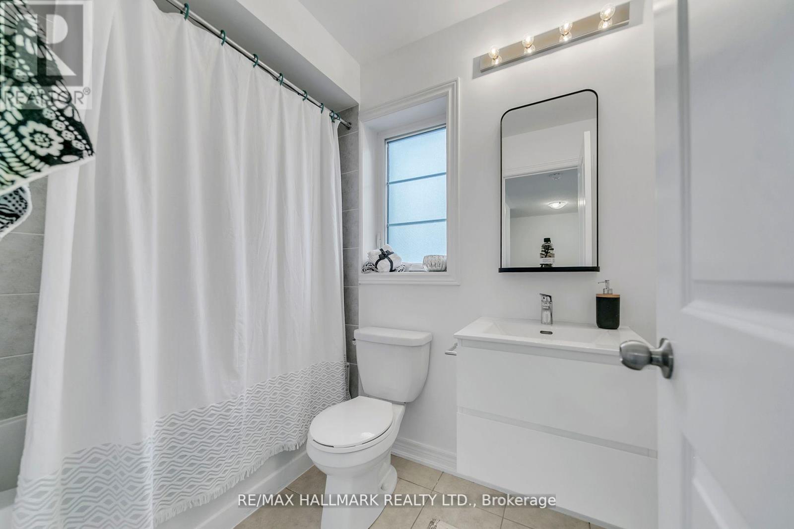 284 King Road, Richmond Hill, Ontario  L4E 1H3 - Photo 25 - N12129555