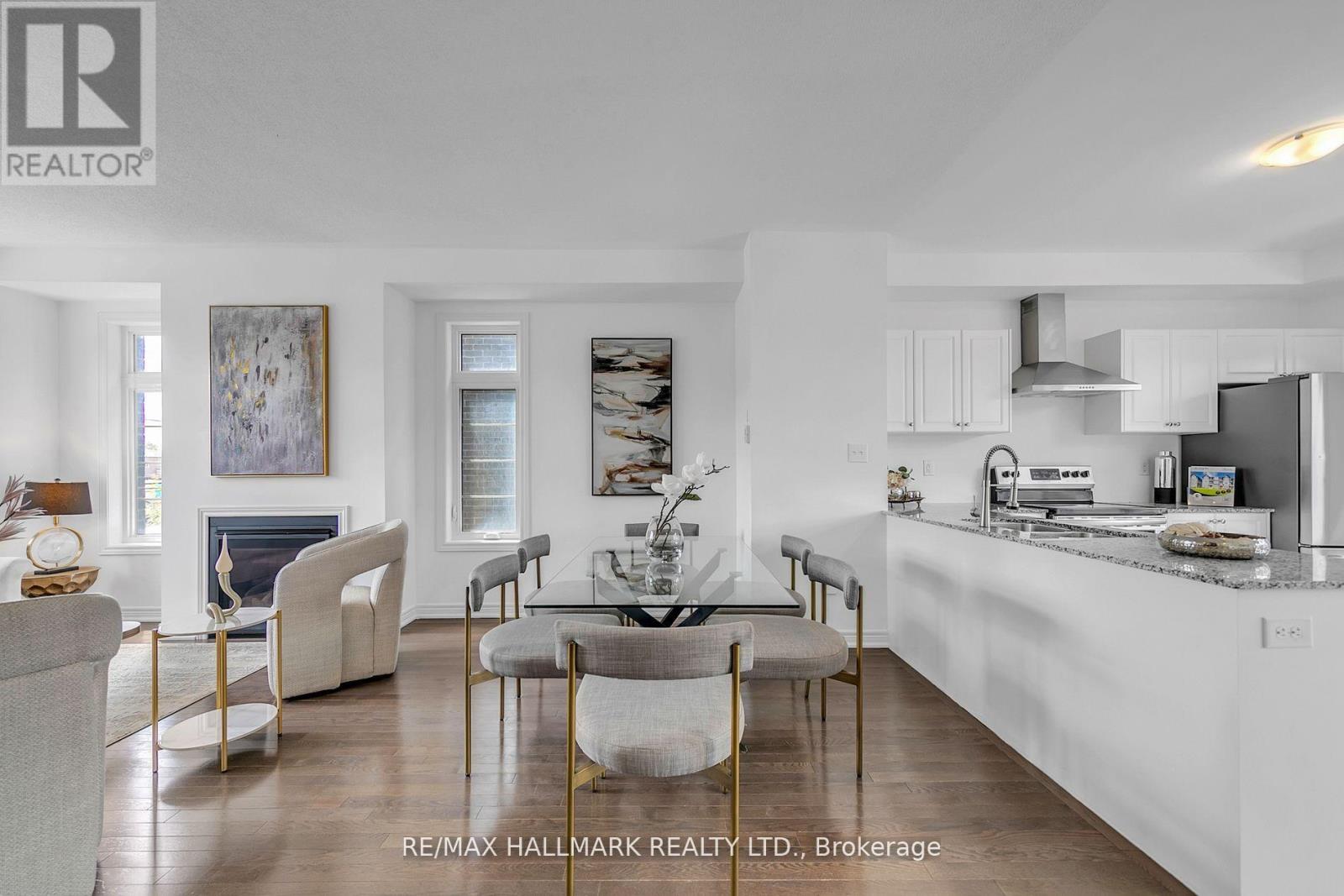 284 King Road, Richmond Hill, Ontario  L4E 1H3 - Photo 6 - N12129555