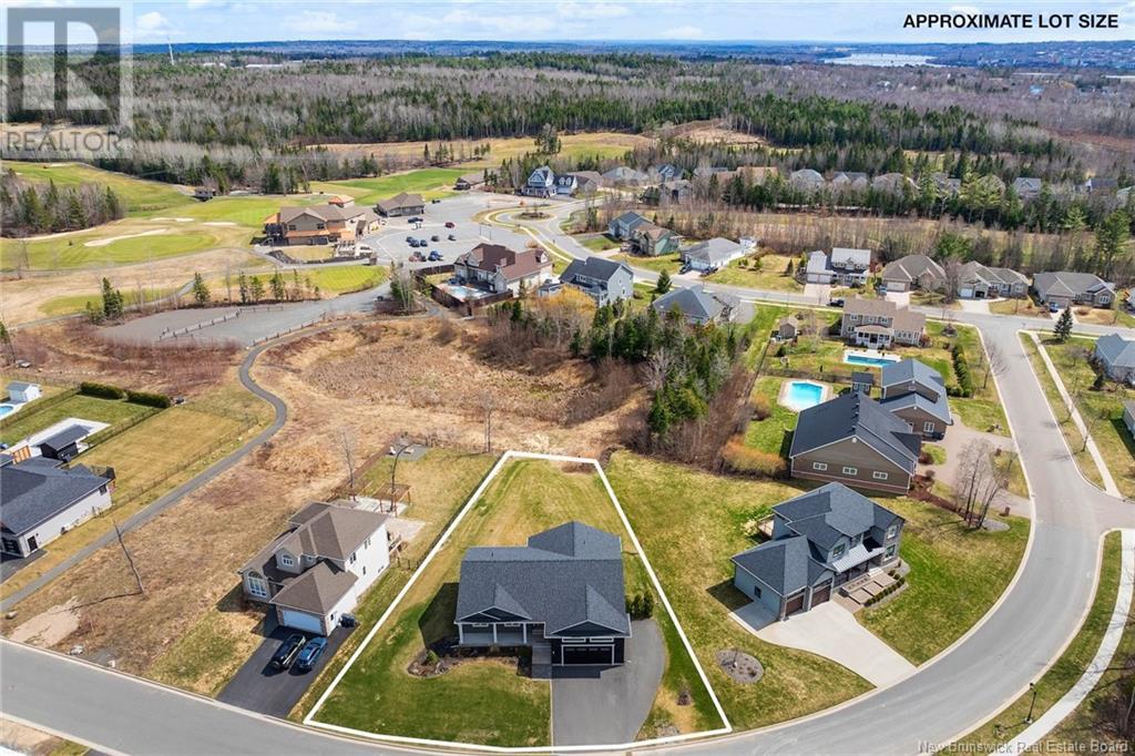 Property at 38 Stonehill Lane image 3