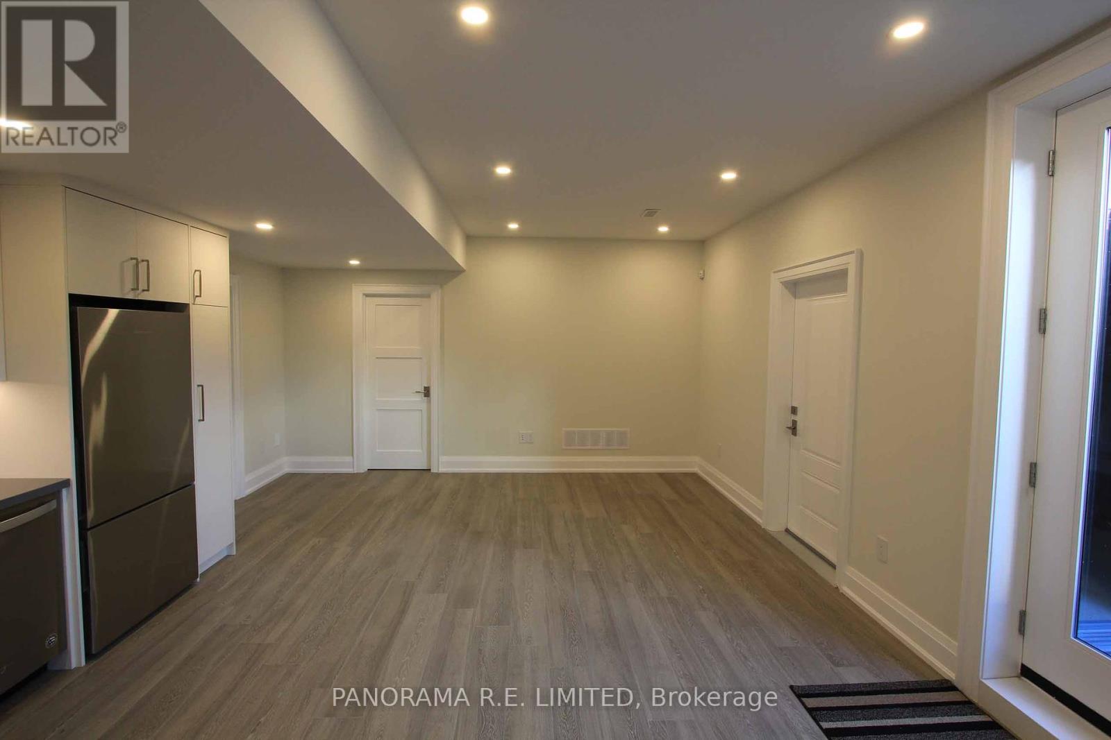 Lower - 45 Charleston Road, Toronto (Islington-City Centre West), Ontario  M9B 4M8 - Photo 5 - W12129509