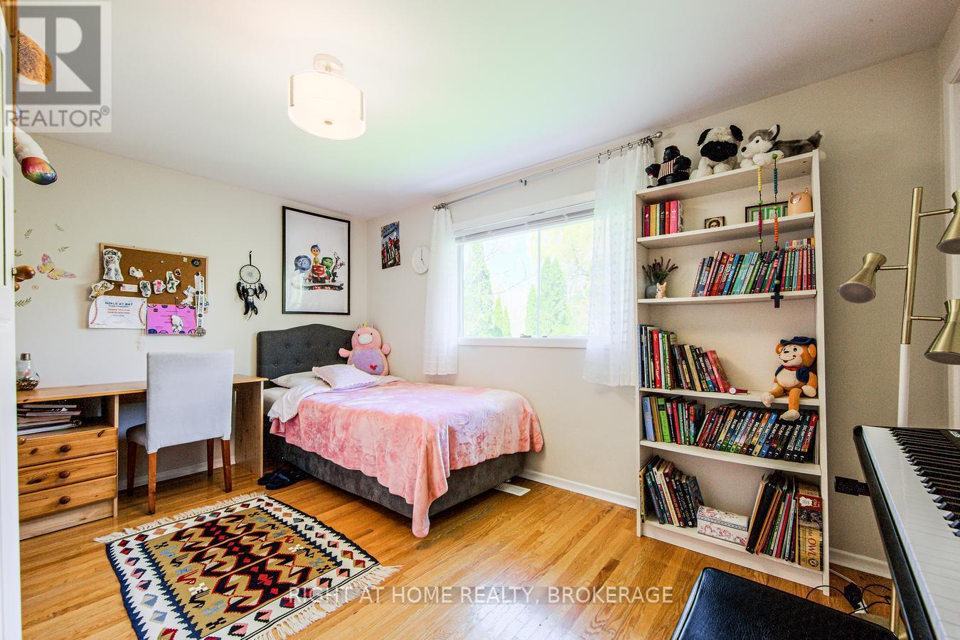 243 Appleby Line, Burlington, Ontario  L7L 2X3 - Photo 26 - W12129510