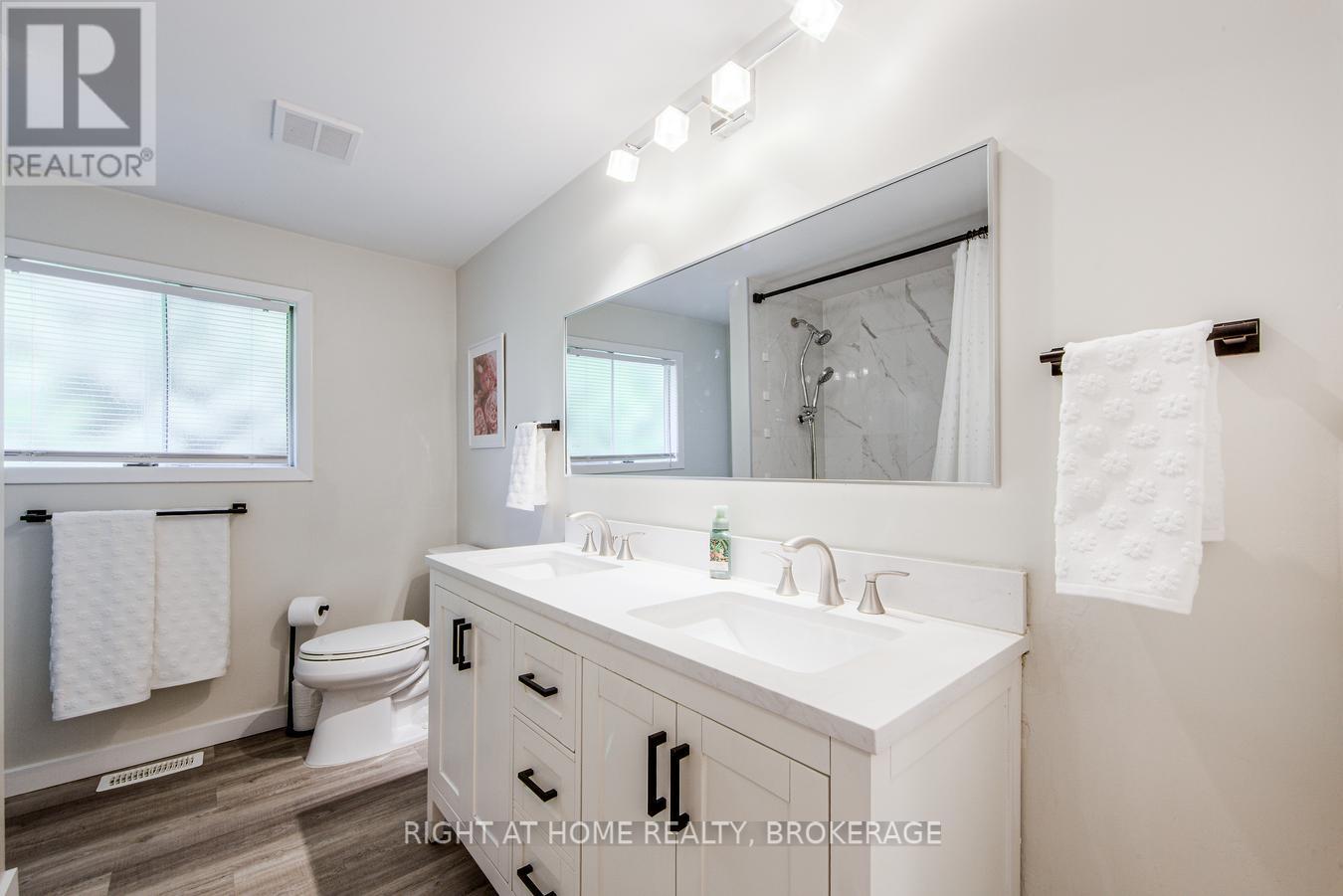 243 Appleby Line, Burlington, Ontario  L7L 2X3 - Photo 28 - W12129510
