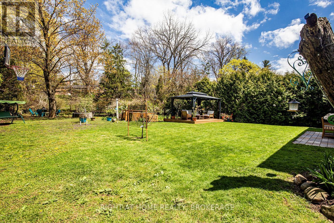 243 Appleby Line, Burlington, Ontario  L7L 2X3 - Photo 38 - W12129510