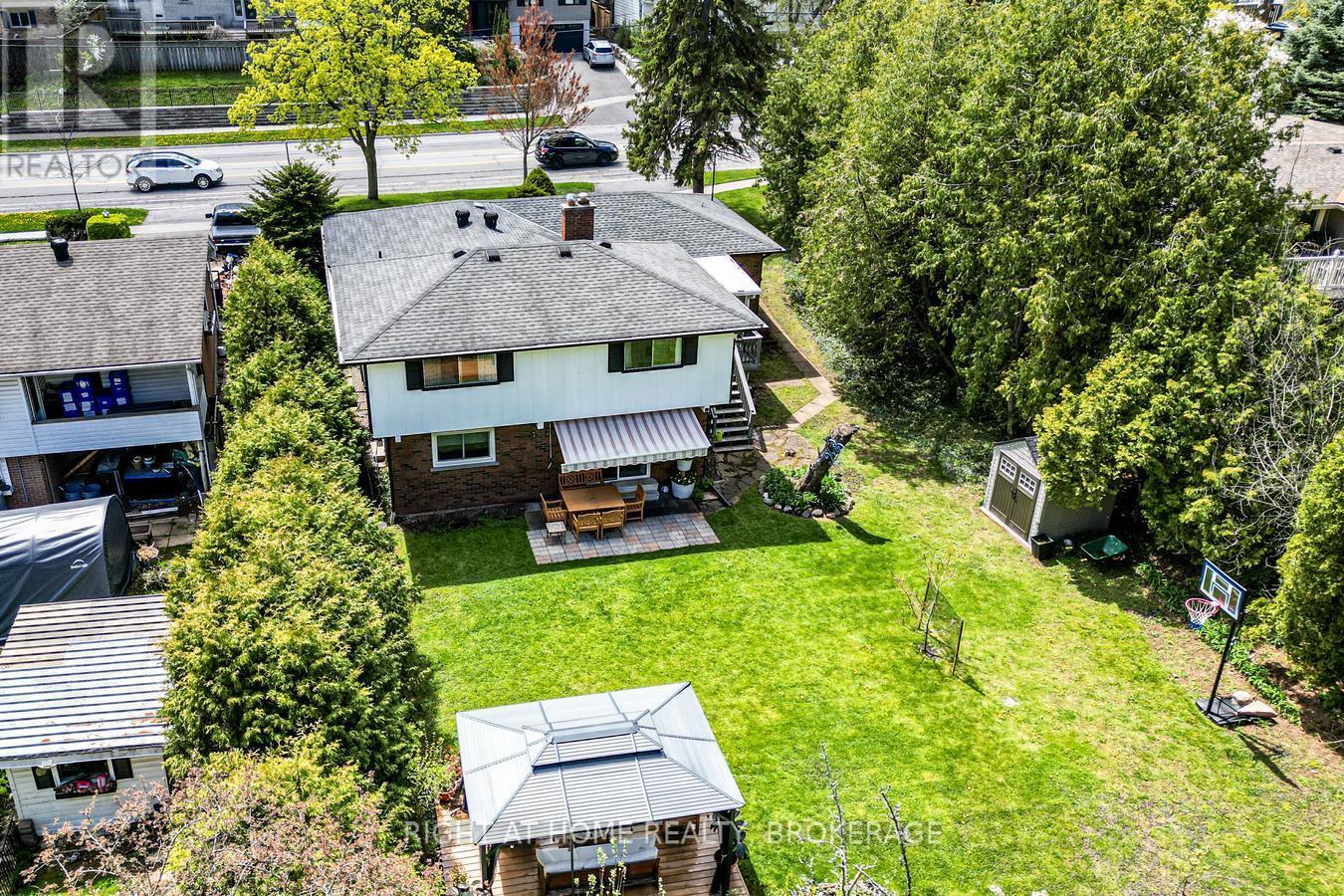 243 Appleby Line, Burlington, Ontario  L7L 2X3 - Photo 44 - W12129510