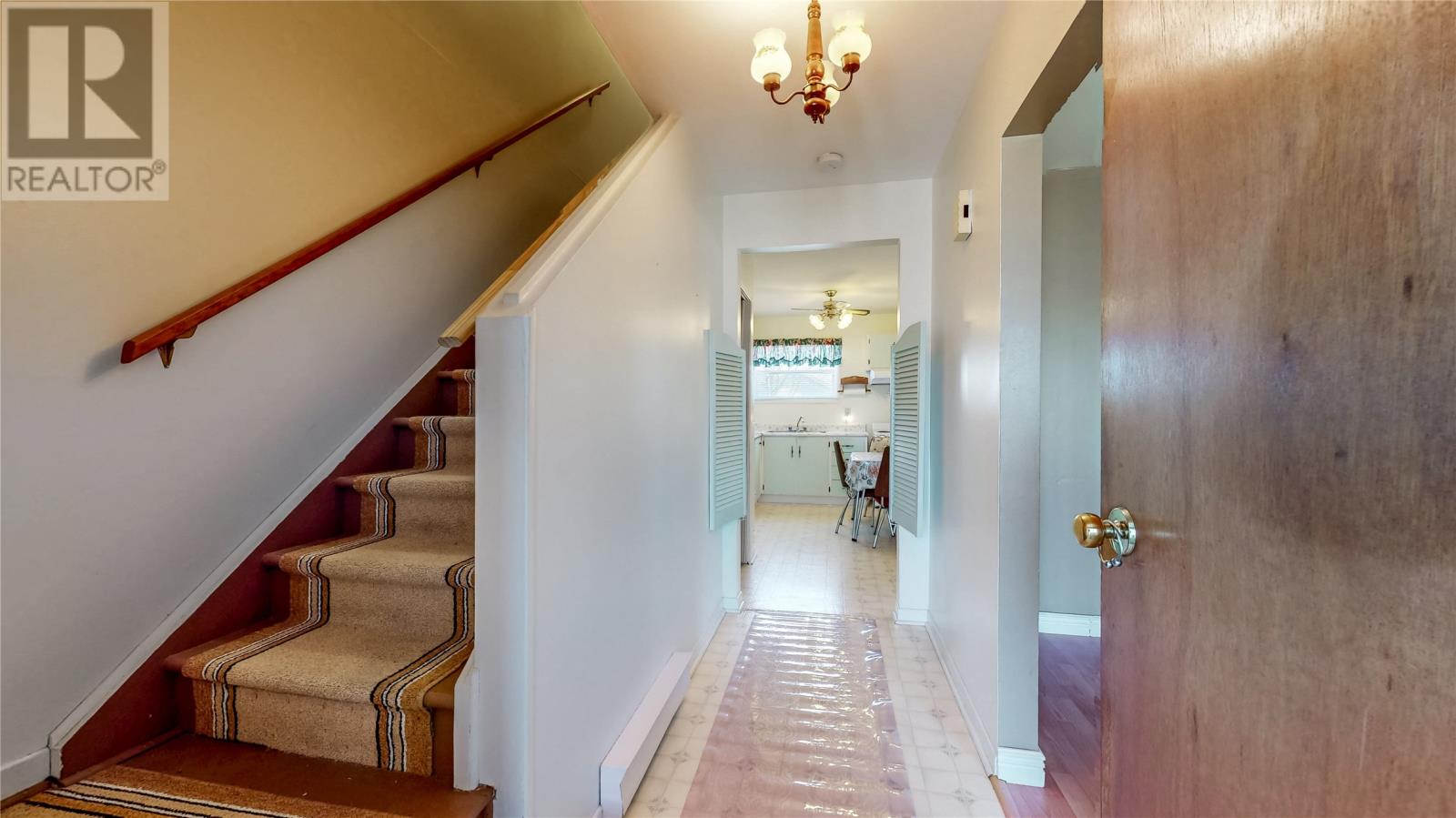 Property at 6 Prospero Place image 3