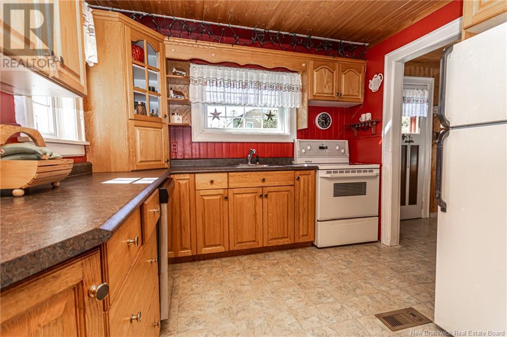 31 Veterans Court, Fredericton, New Brunswick  E3A 1E5 - Photo 5 - NB117892