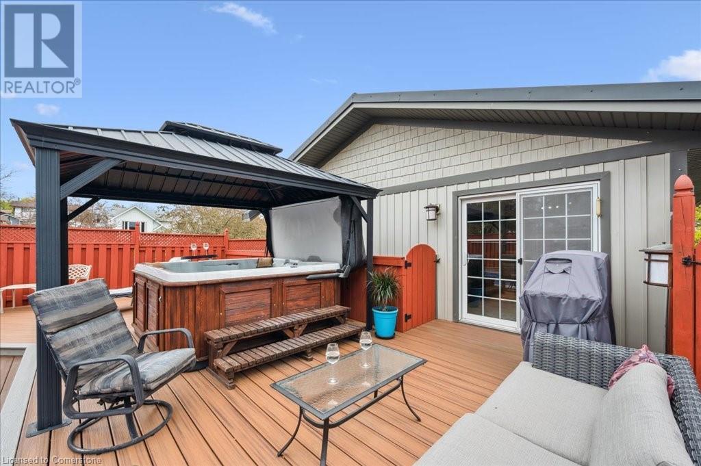 52 Southwood Court, Kitchener, Ontario  N2E 2H9 - Photo 30 - 40721959