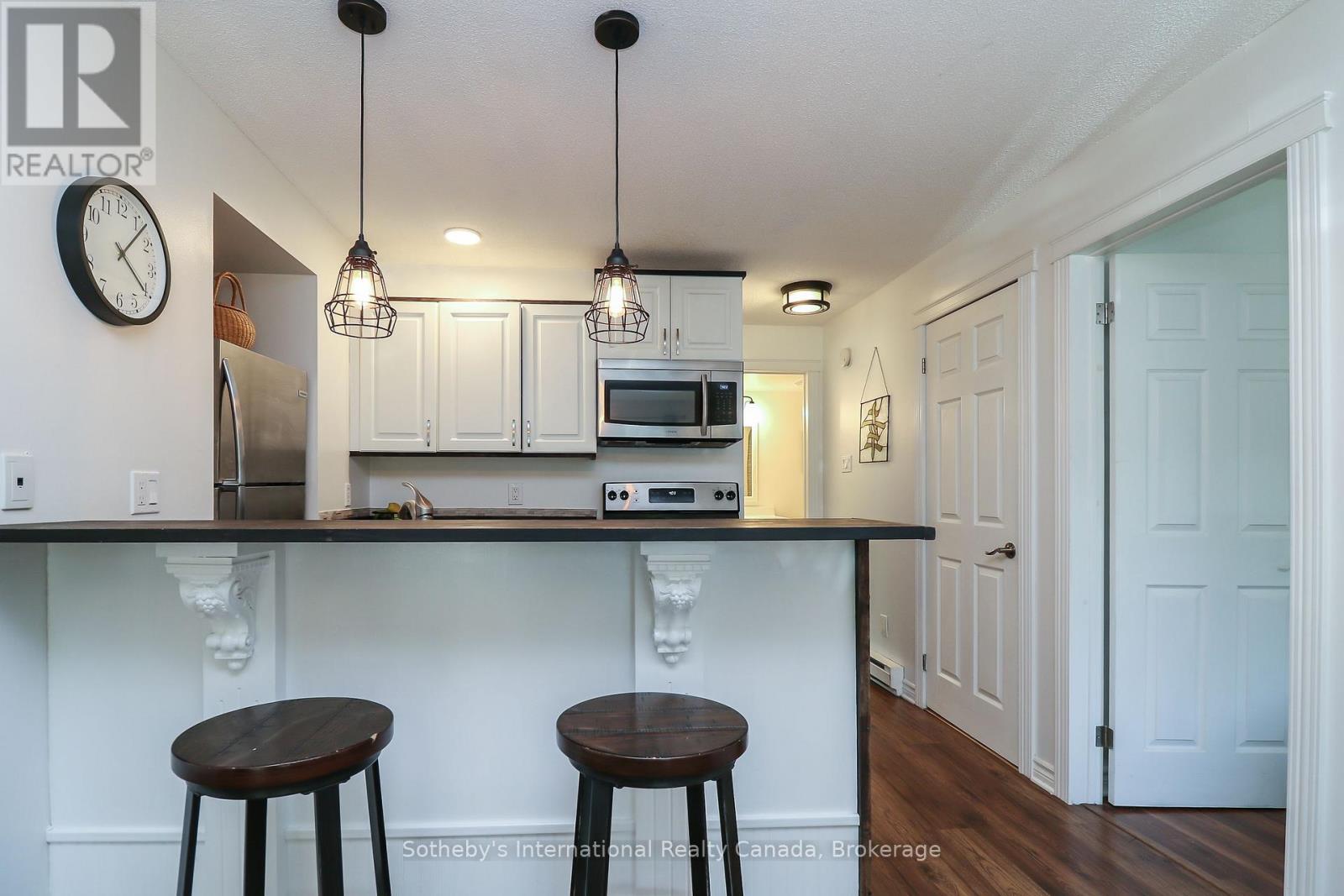 136 - 27 Dawson Drive, Collingwood, Ontario  L9Y 5B4 - Photo 10 - S12129584