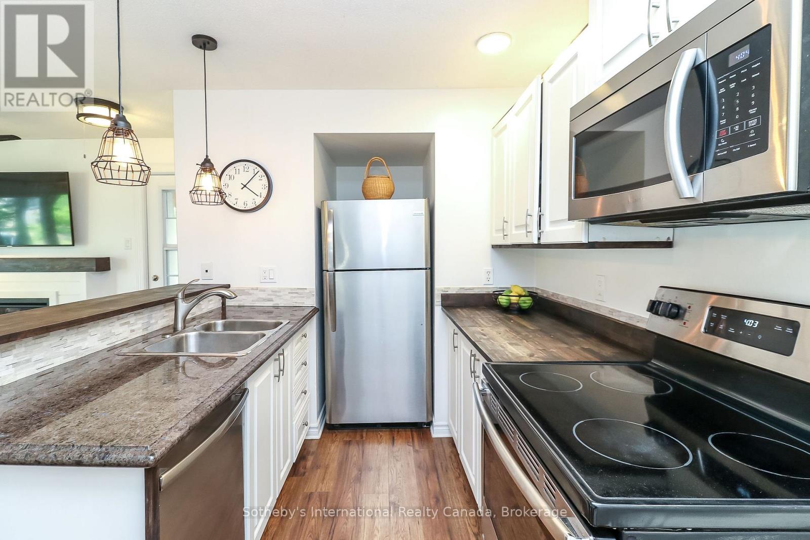 136 - 27 Dawson Drive, Collingwood, Ontario  L9Y 5B4 - Photo 14 - S12129584