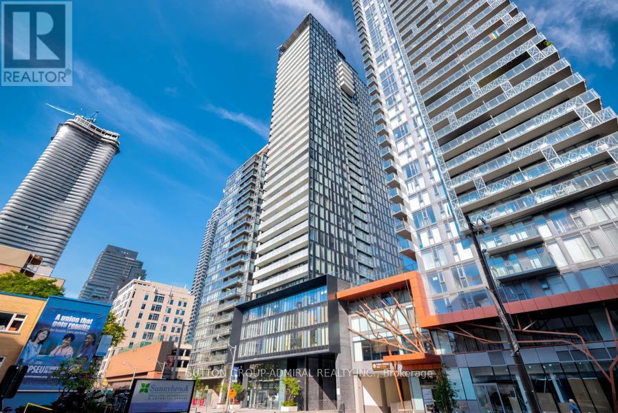 1008 - 28 Wellesley Street E, Toronto, Ontario  M4Y 0C4 - Photo 1 - C12129570