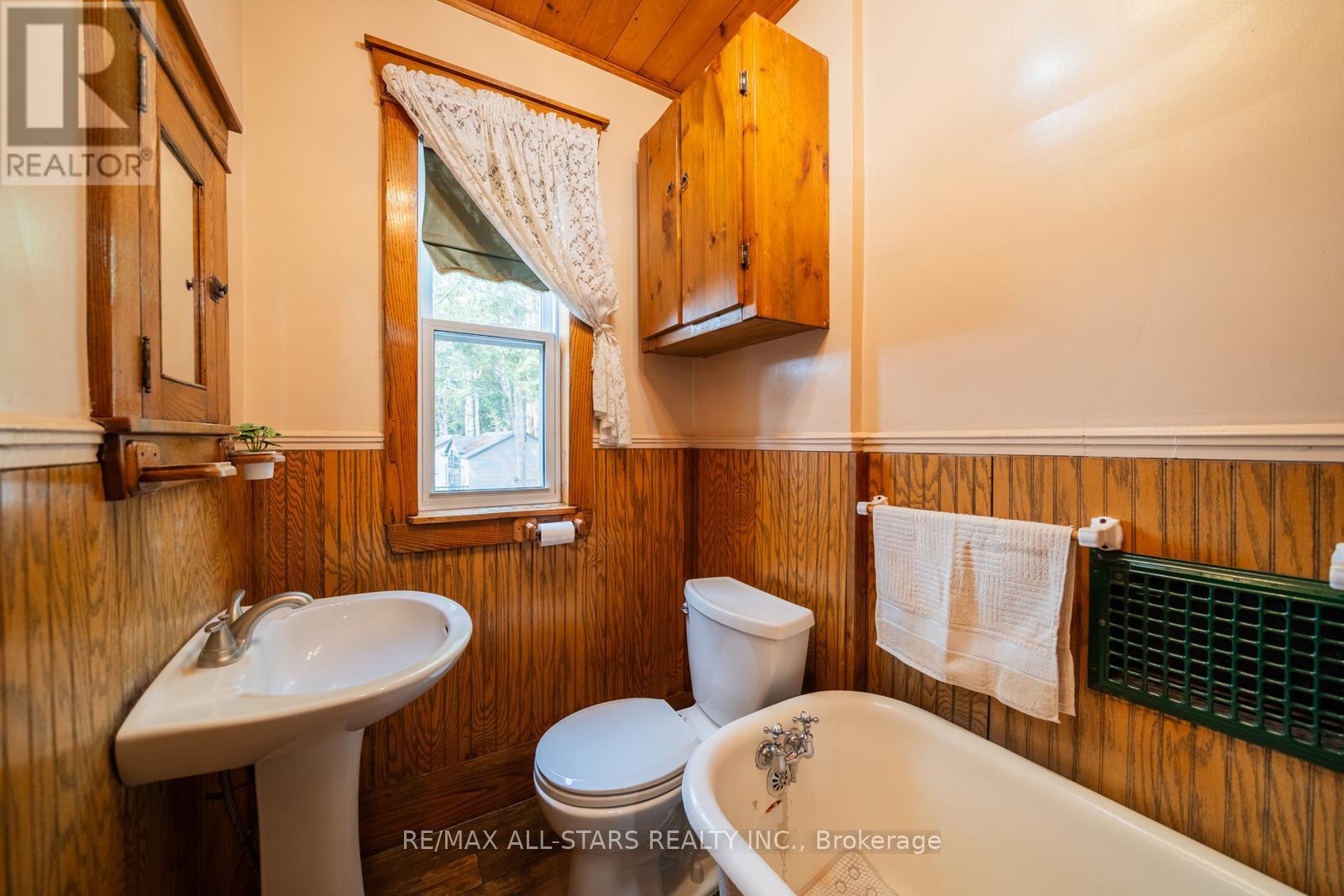 12066 48 Highway, Whitchurch-Stouffville, Ontario  L4A 7X5 - Photo 22 - N12125952