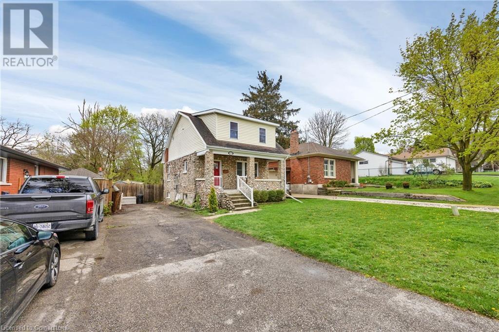 Property at 17 5TH Avenue image 3