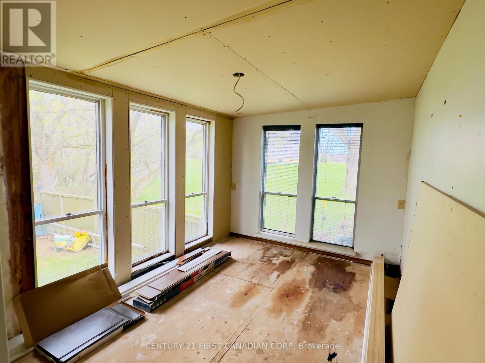 25 - 4899 Plank Line, Bayham (Port Burwell), Ontario  N0J 1T0 - Photo 24 - X12129642