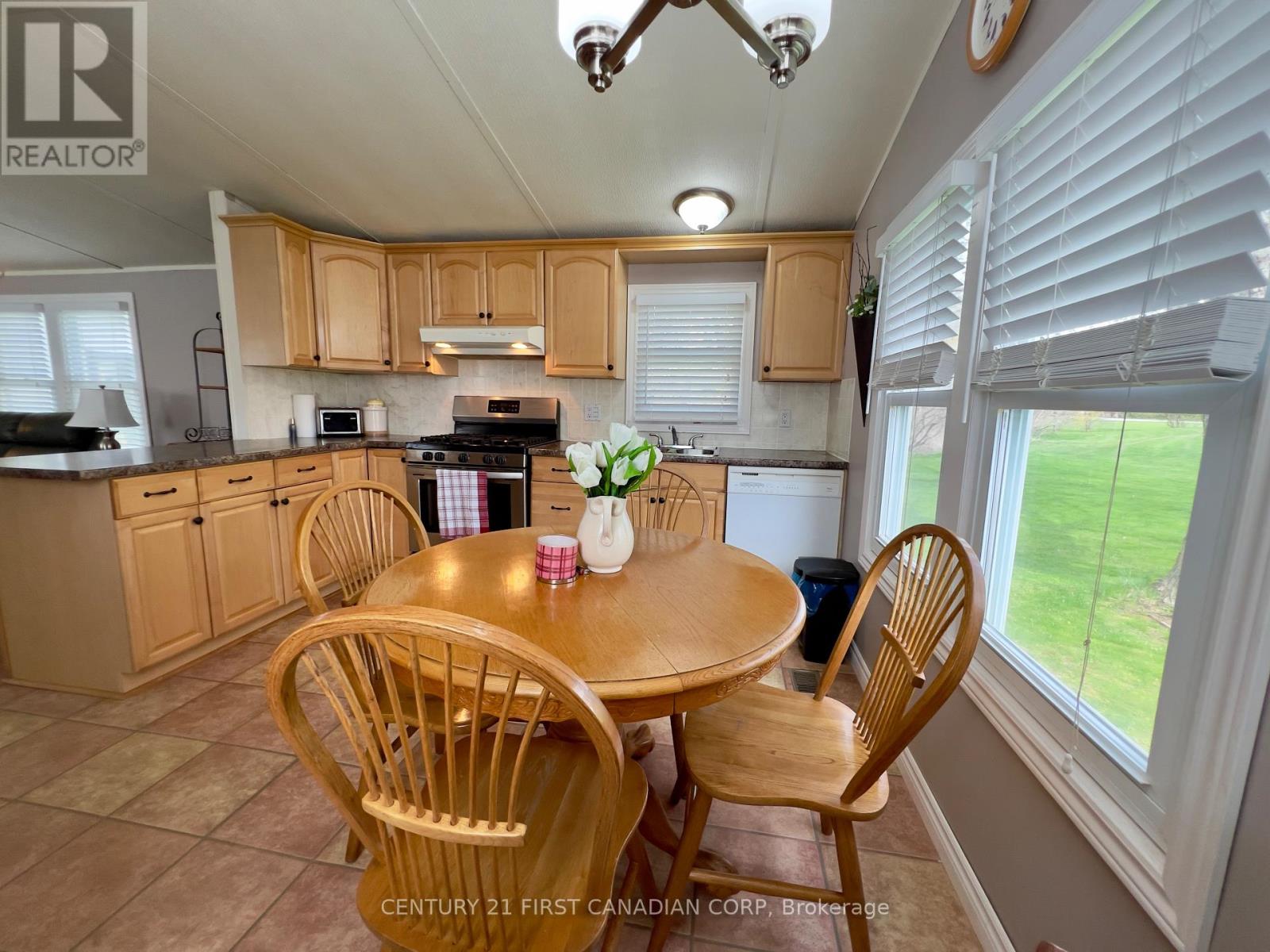 25 - 4899 Plank Line, Bayham (Port Burwell), Ontario  N0J 1T0 - Photo 8 - X12129642