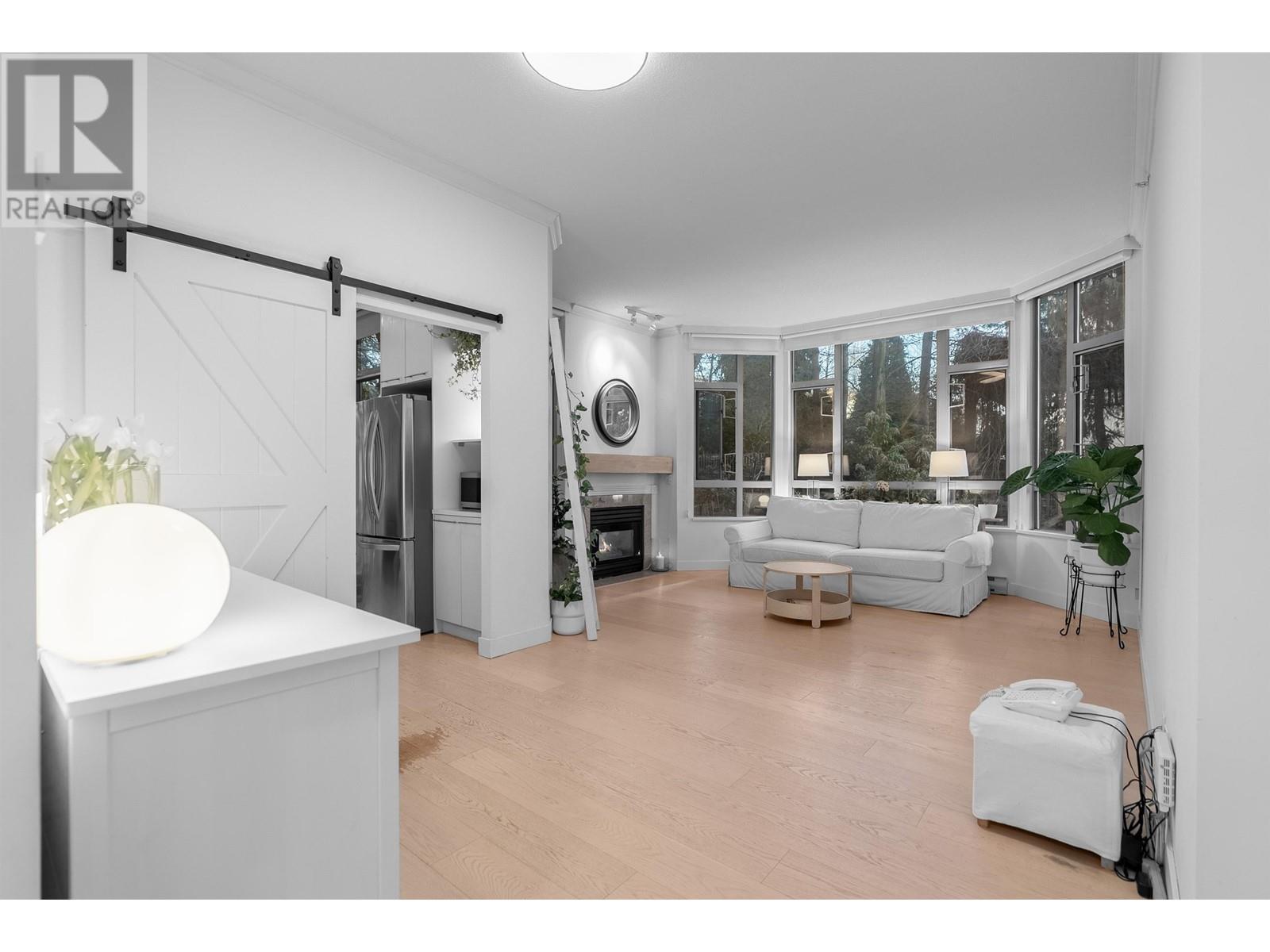 101 160 W Keith Road, North Vancouver, British Columbia  V7M 3M2 - Photo 8 - R2974978