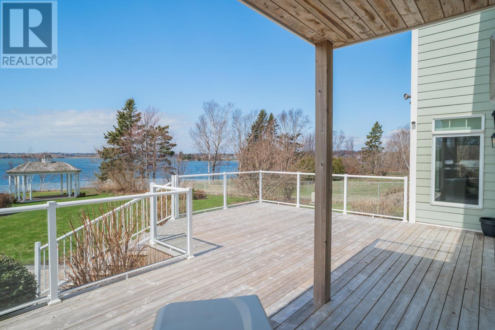 48 Maplewood Crescent, Charlottetown, Prince Edward Island  C1A 2X5 - Photo 42 - 202504559