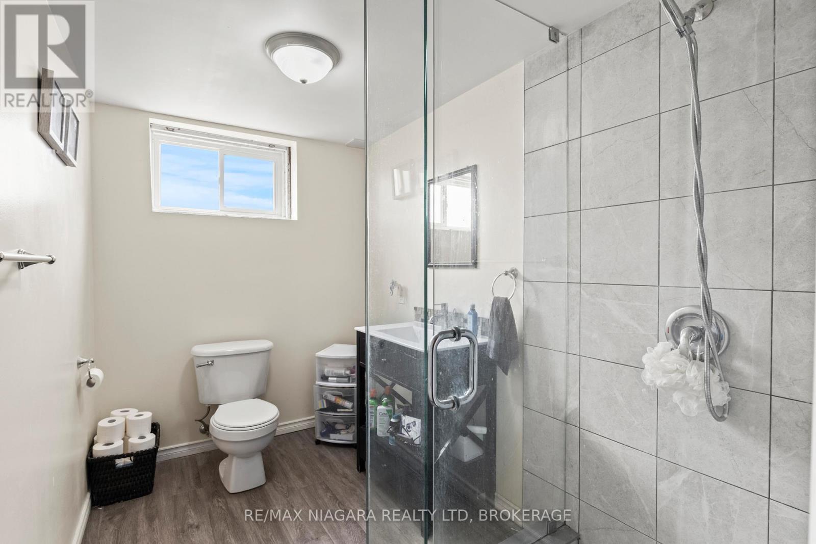 18 Chalmers Street, St. Catharines (Facer), Ontario  L2N 5C8 - Photo 26 - X12129651