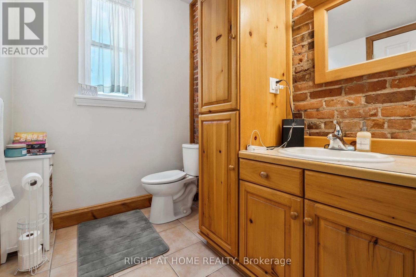 226 King Street, Midland, Ontario  L4R 3M2 - Photo 14 - S12129060