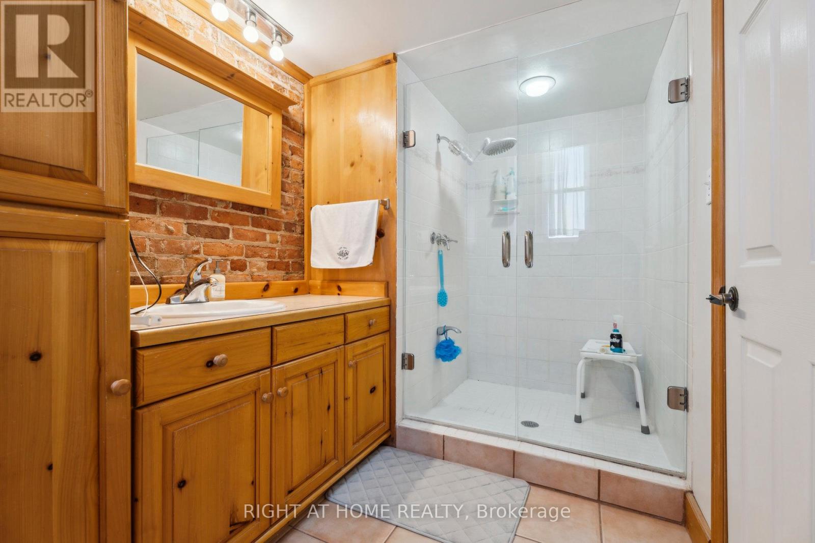 226 King Street, Midland, Ontario  L4R 3M2 - Photo 15 - S12129060