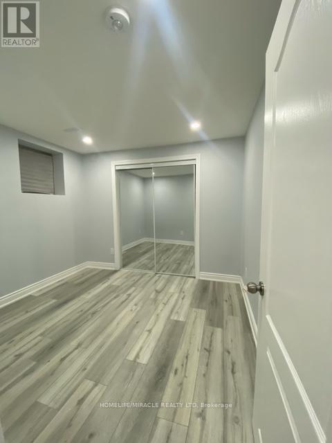 Bsmt - 18 Vezna Crescent, Brampton, Ontario  L6X 5K5 - Photo 7 - W11964336