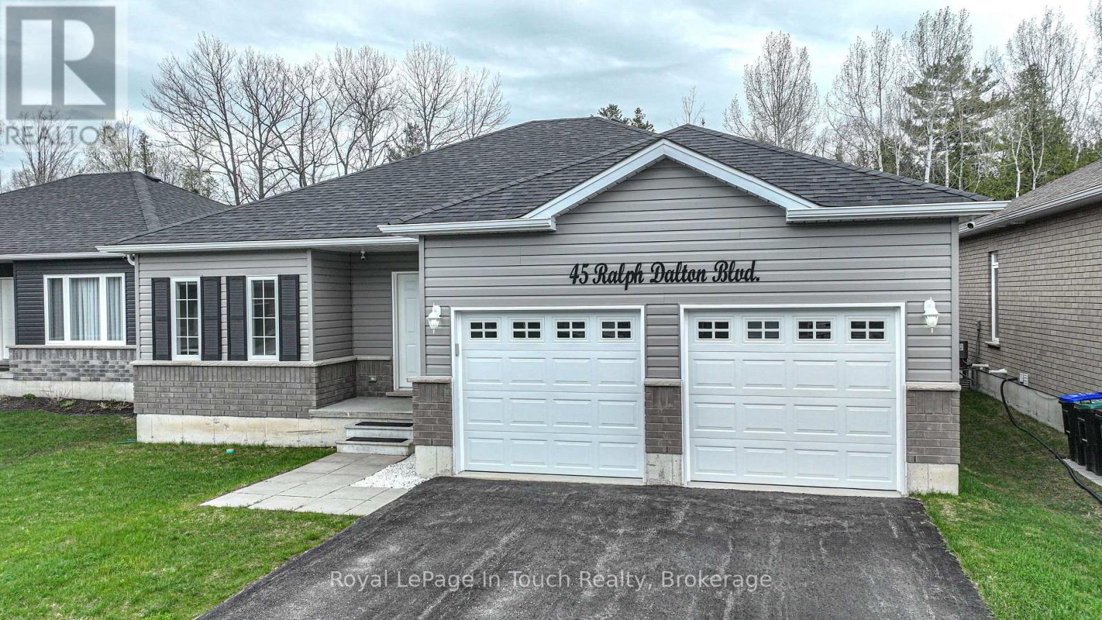 Property at 45 RALPH DALTON BOULEVARD image 2