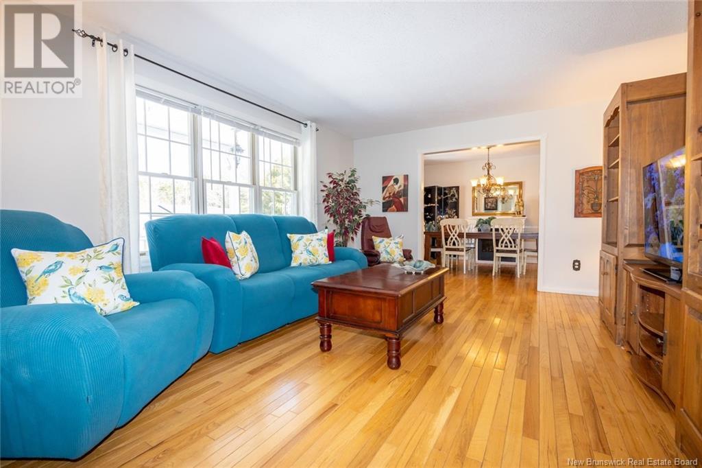 Property at 65 Gravenstein Street image 4