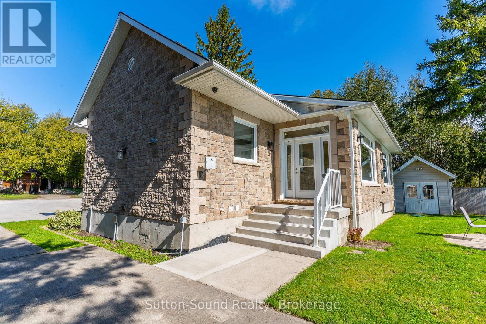 339605 Presqu'ile Road, Georgian Bluffs, Ontario  N0H 1S0 - Photo 6 - X12129641
