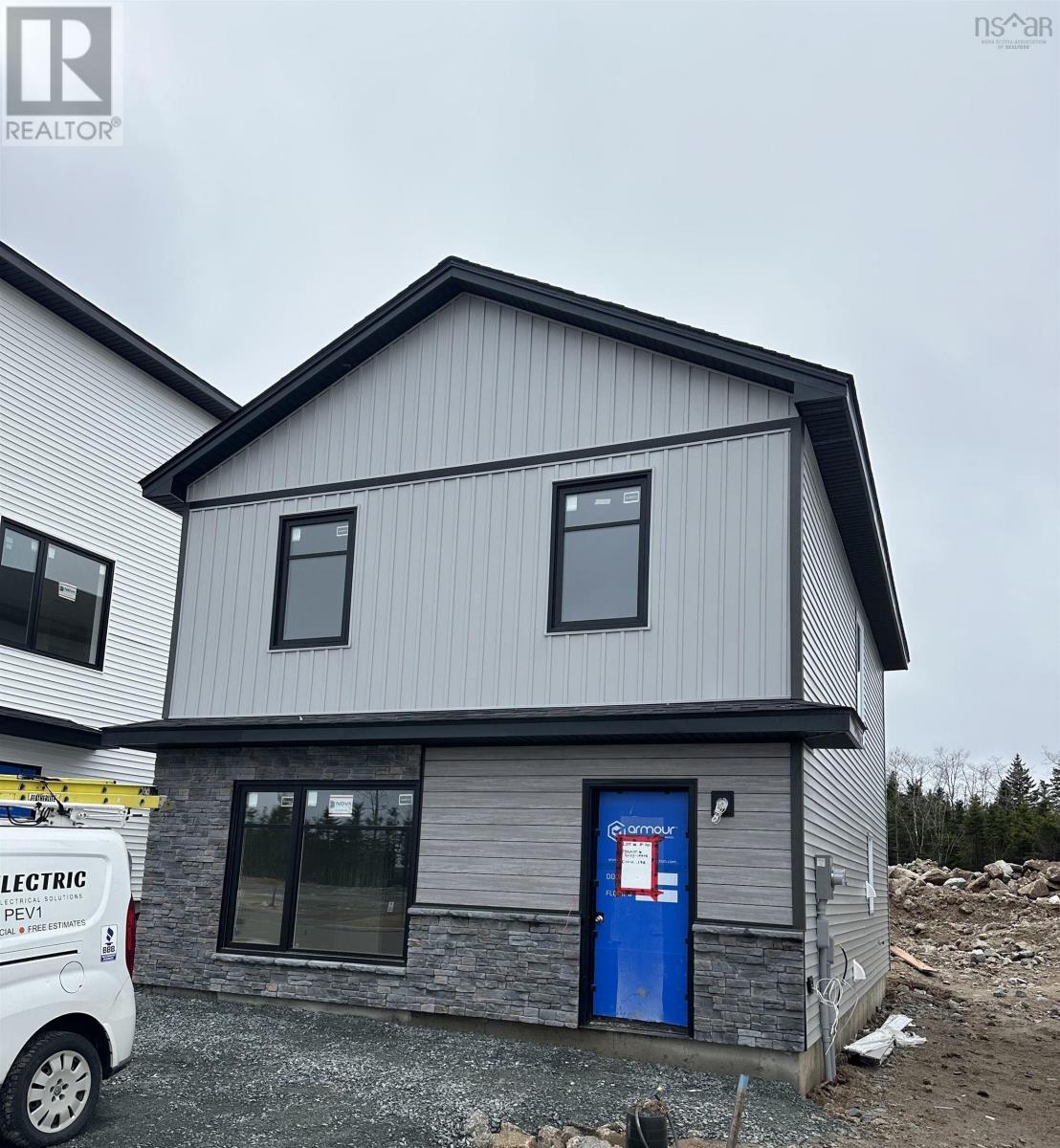 Property at 196 Provence Way image 1