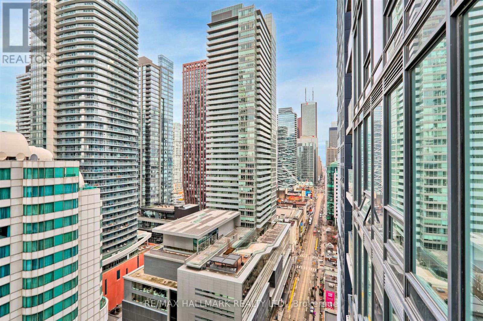 2507 - 125 Blue Jays Way, Toronto, Ontario  M5V 0L7 - Photo 26 - C12129635