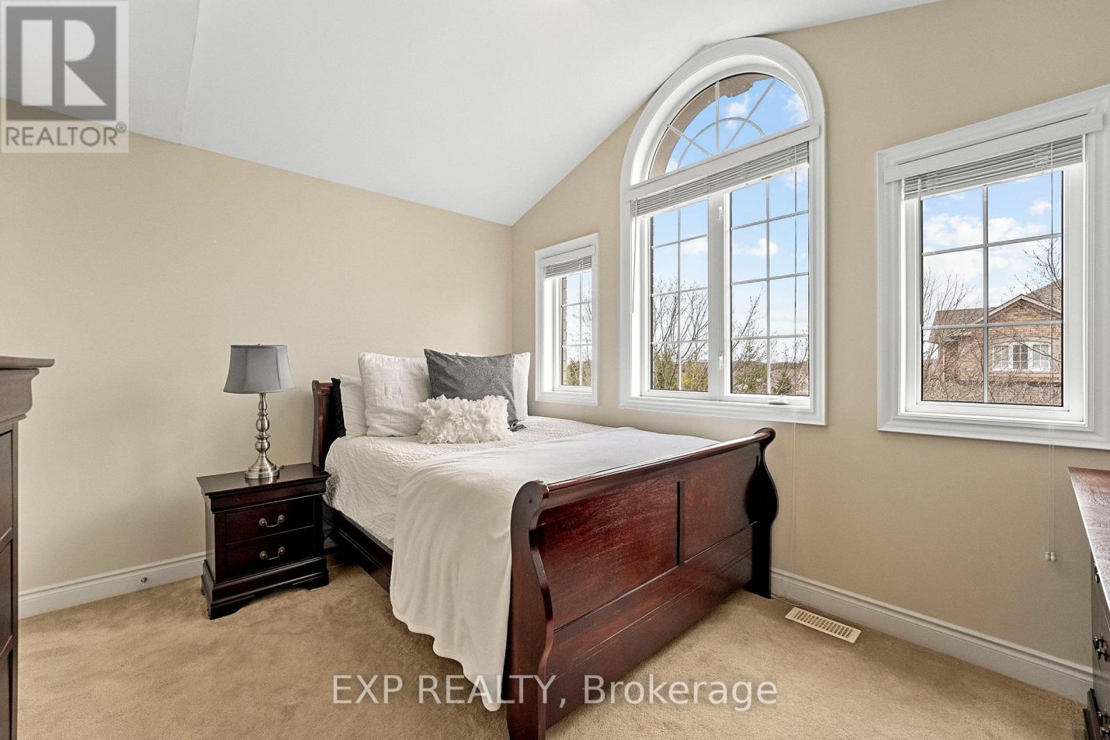 54 Stonecliffe Crescent, Aurora (Aurora Estates), Ontario  L4G 7Z6 - Photo 29 - N12129614