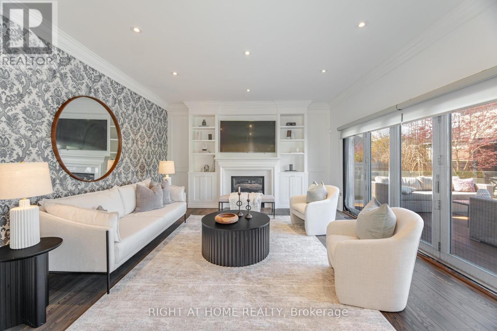 110 Green Manor Crescent, Vaughan, Ontario  L4L 9R7 - Photo 15 - N12129626