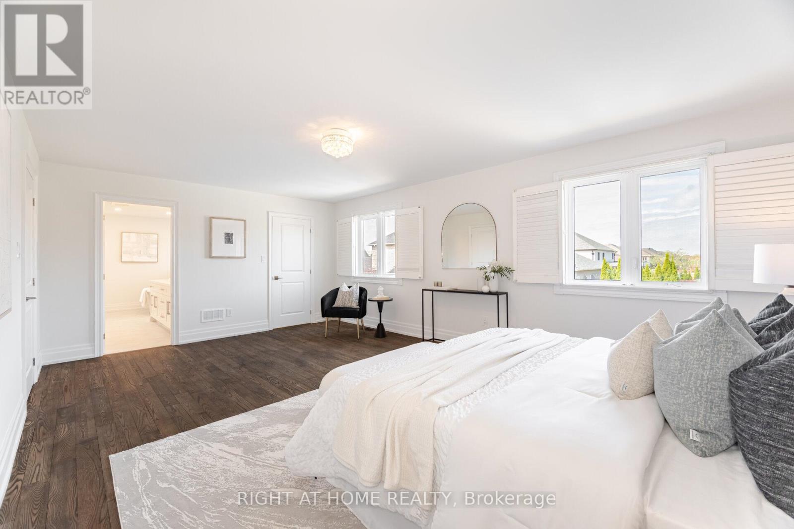 110 Green Manor Crescent, Vaughan, Ontario  L4L 9R7 - Photo 24 - N12129626