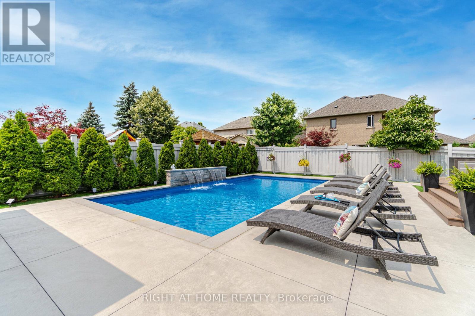 110 Green Manor Crescent, Vaughan, Ontario  L4L 9R7 - Photo 49 - N12129626