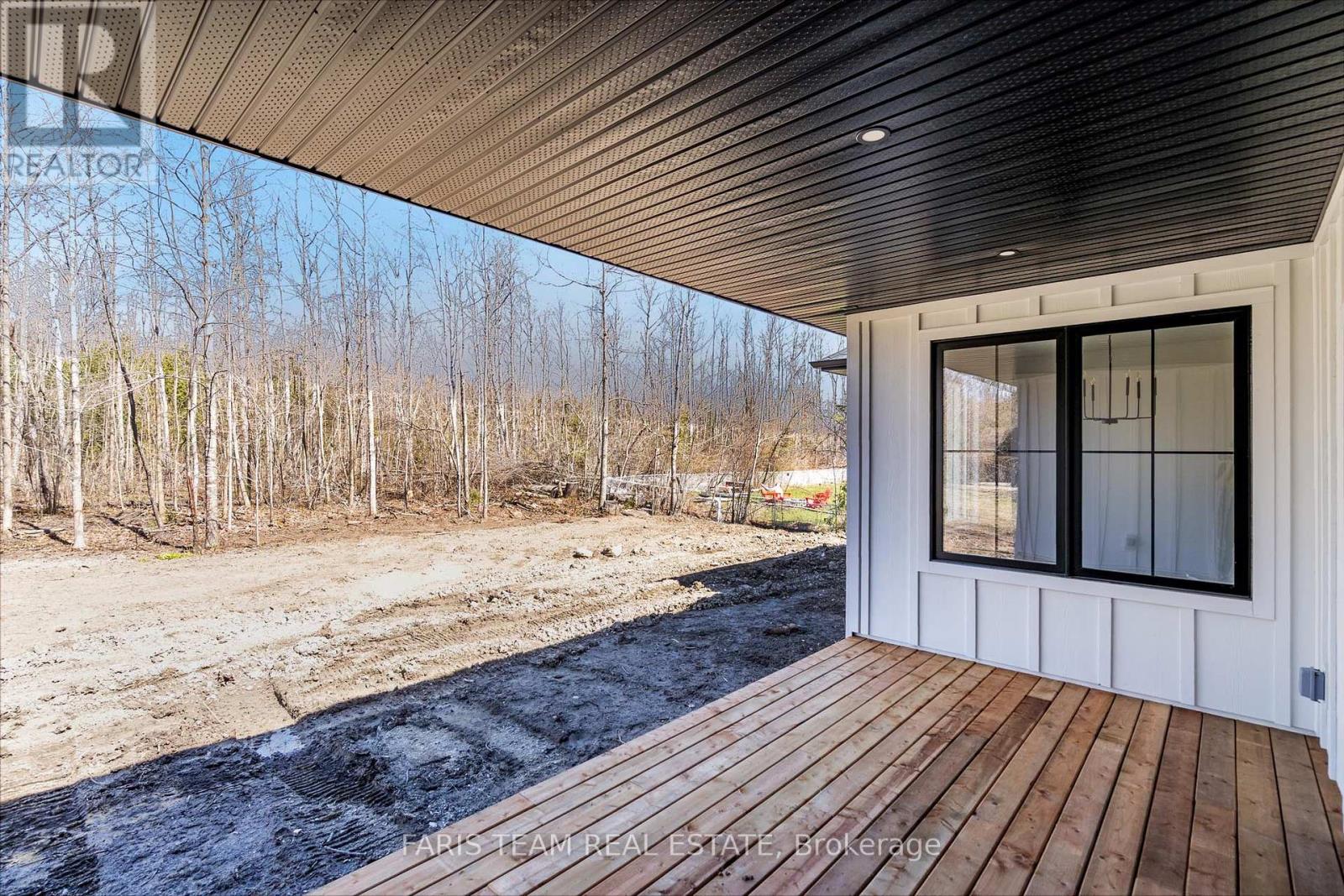 262 Lakeshore Road W, Oro-Medonte, Ontario  L4N 3B7 - Photo 27 - S12129625