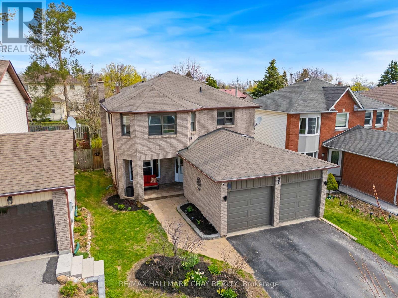 Property at 51 SHAKESPEARE CRESCENT image 1