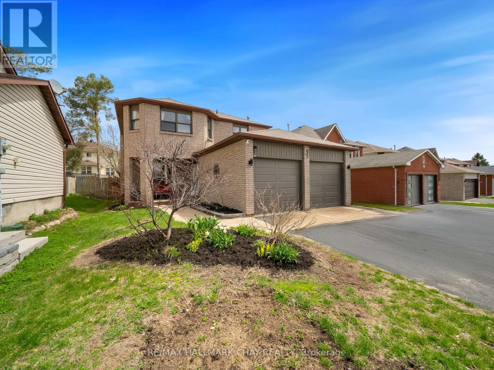 Property at 51 SHAKESPEARE CRESCENT image 3
