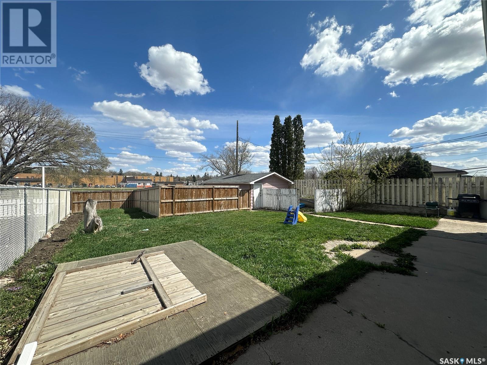 Property at 408 O AVENUE N image 4