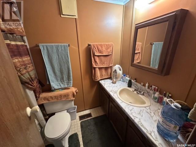 412 & 420 Washington Avenue, Stonehenge Rm No. 73, Saskatchewan  S0H 0Y0 - Photo 11 - SK004921