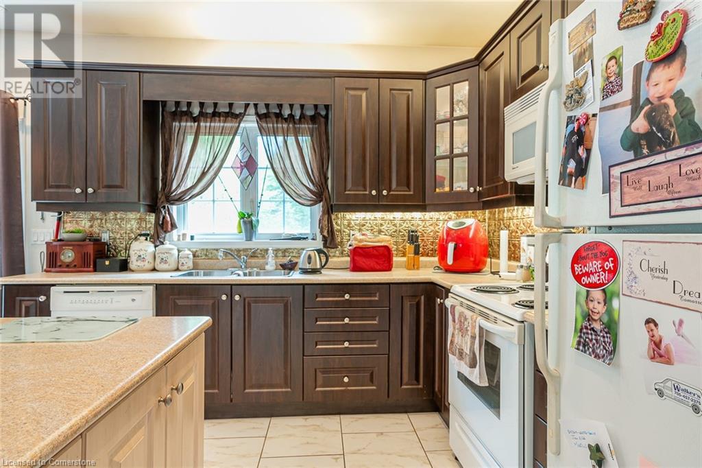 17182 Highway 118, Haliburton, Ontario  K0M 1S0 - Photo 18 - 40725561
