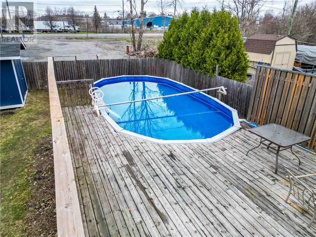 1041 Meadowside Avenue, Greater Sudbury, Ontario  P3A 4J5 - Photo 42 - 2122081