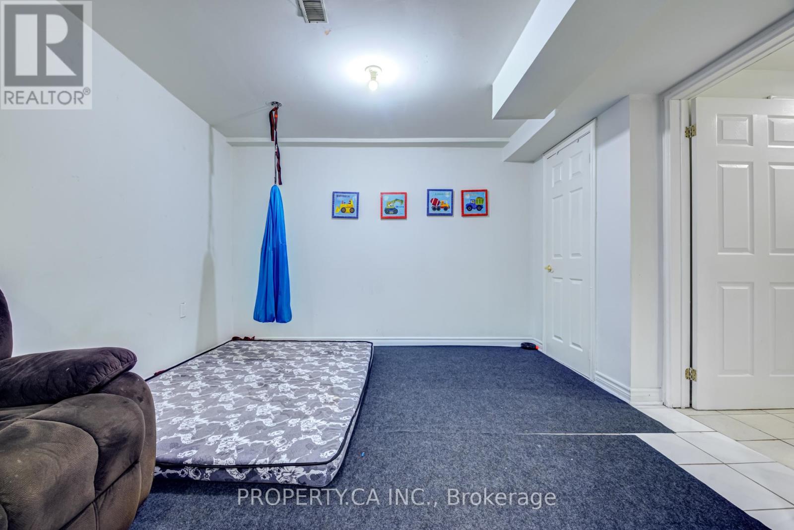 48 Brisbane Court, Brampton, Ontario  L6R 1V4 - Photo 29 - W12129604