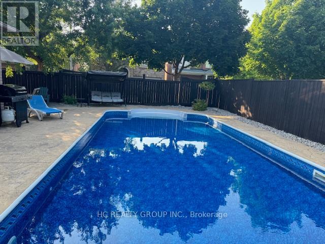6391 Amber Glen Drive, Mississauga, Ontario  L5N 7V9 - Photo 35 - W12129620