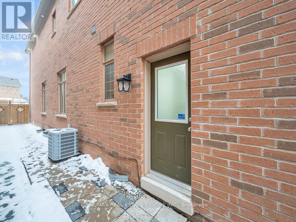 83 Longevity Road, Brampton, Ontario  L6X 5P7 - Photo 47 - W12129636