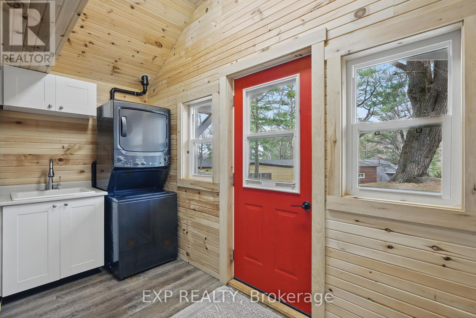 5b Southwell Drive, Seguin, Ontario  P2A 2W8 - Photo 11 - X12129645