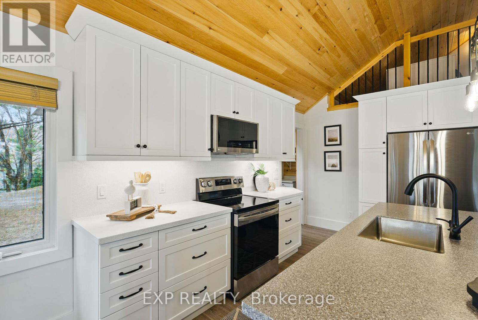 5b Southwell Drive, Seguin, Ontario  P2A 2W8 - Photo 21 - X12129645