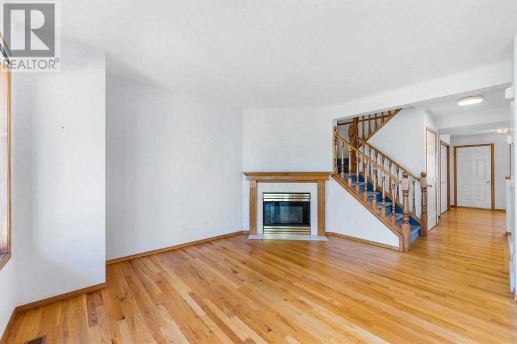 127 Inglewood Cove Se, Calgary, Alberta  T2G 5K4 - Photo 6 - A2215822