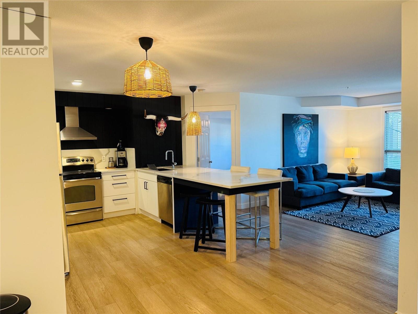205 Third Avenue Unit# 2102, Invermere, British Columbia