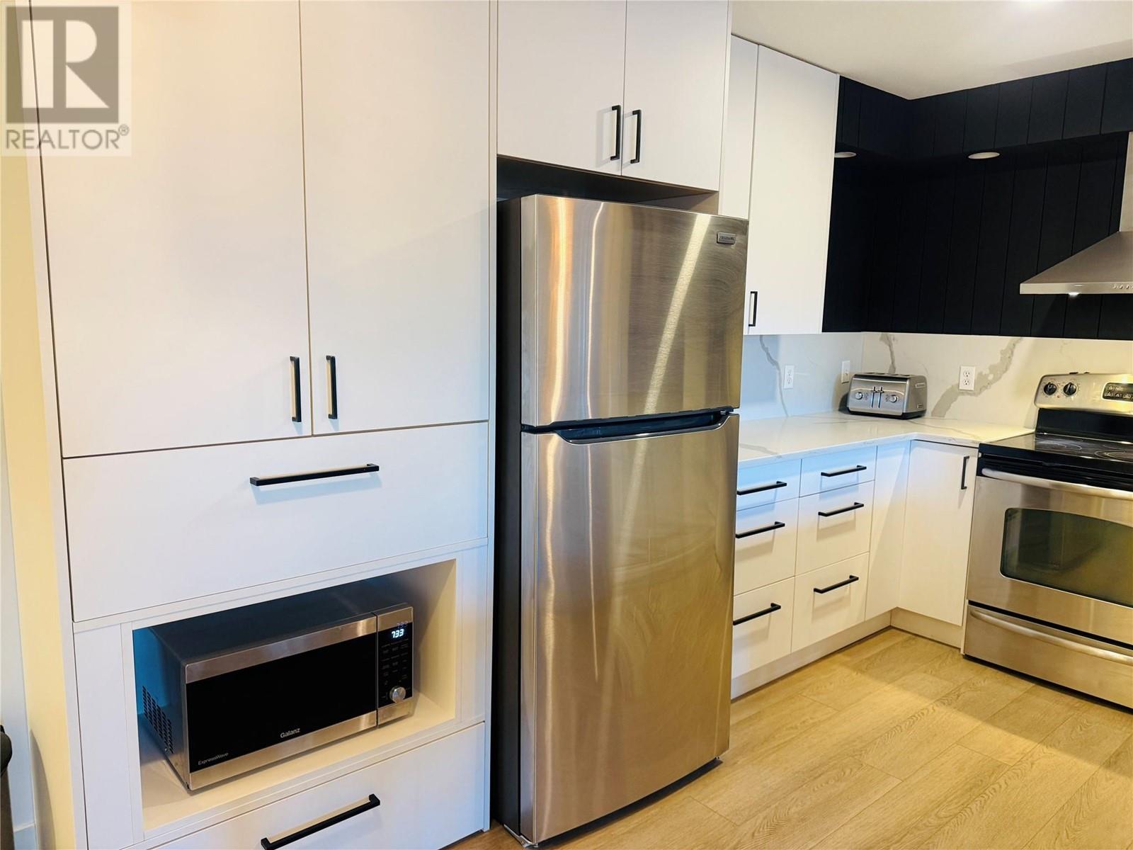 Property at 205 Third Avenue Unit# 2102 image 3