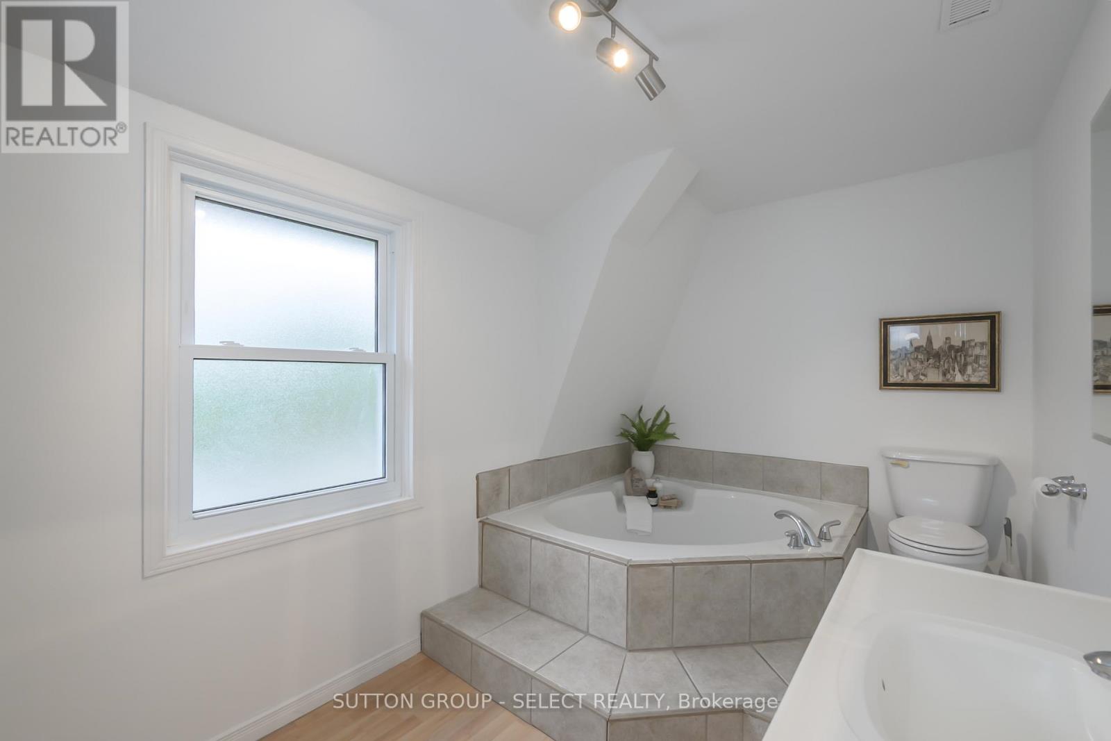 317 Wortley Road, London South, Ontario  N6C 3R6 - Photo 25 - X12129718