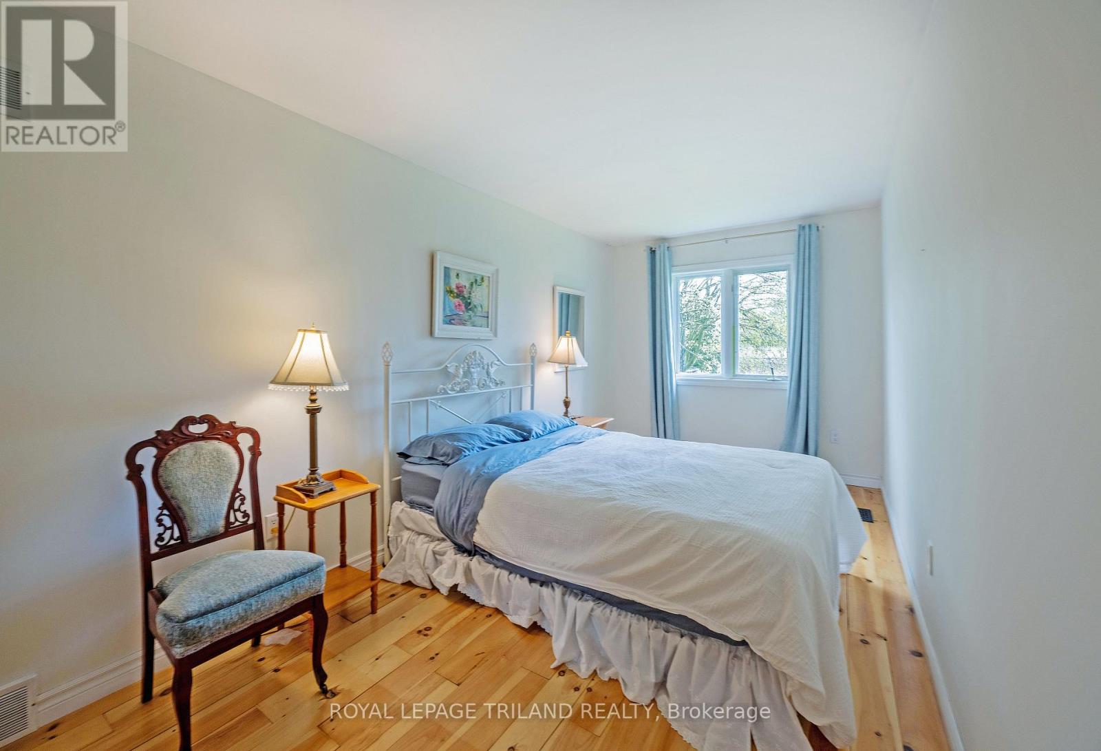 37412 Lake Line, Southwold, Ontario  N5L 1J1 - Photo 23 - X12129732